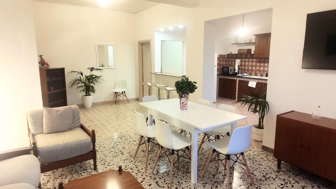 La Quiete A Un Passo Dal Centro Leilighet Sorrento Eksteriør bilde